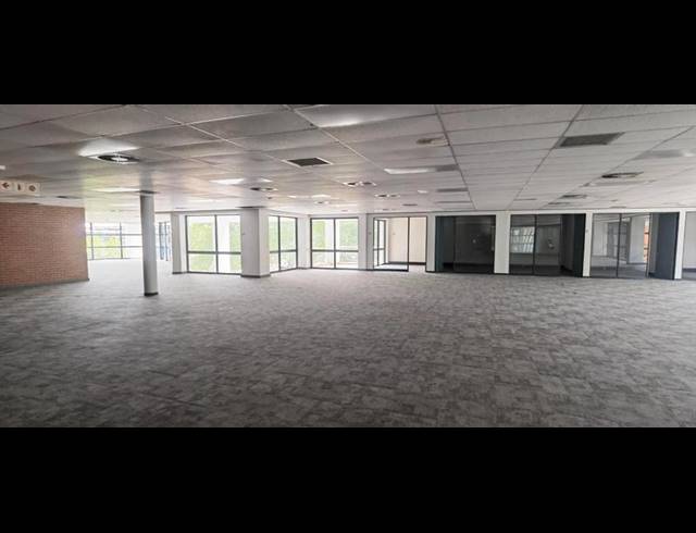 BUSINESS PROPERTY TO RENT IN PERSEQUOR